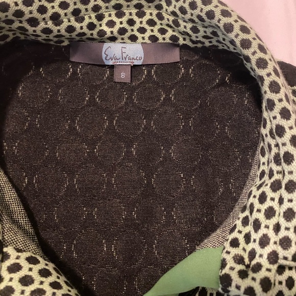 Eva Franco unique button up top in a size 8 - no material tag / likely a sample - Picture 9 of 14